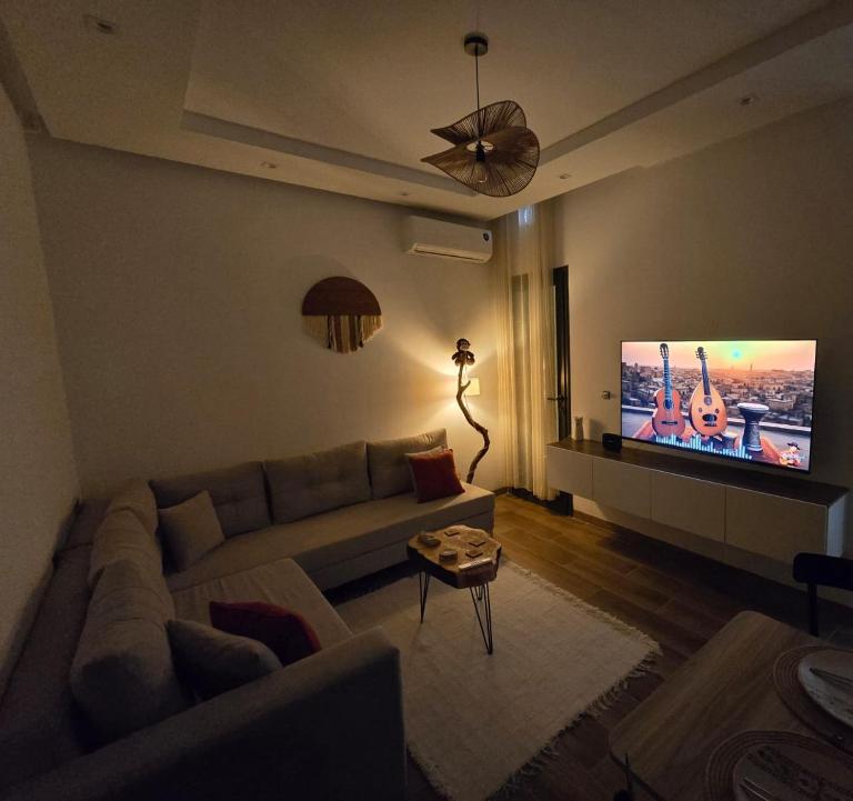 The Cozy Nook- luxury, privacy, with a pool and gym - Ferienwohnung Sukrah