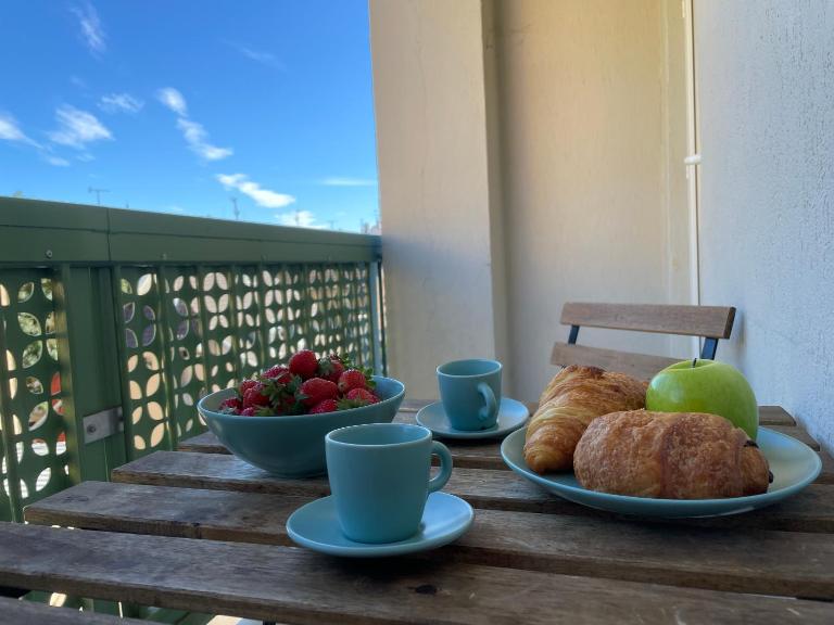 Le Dugois Belfort Centre avec Terrasse - Proche Gare - Bed and Breakfast Belfort