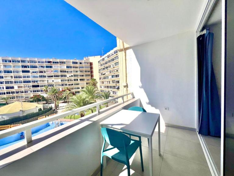 Yumbo studio - Chambres d'hôtes Playa del Ingles