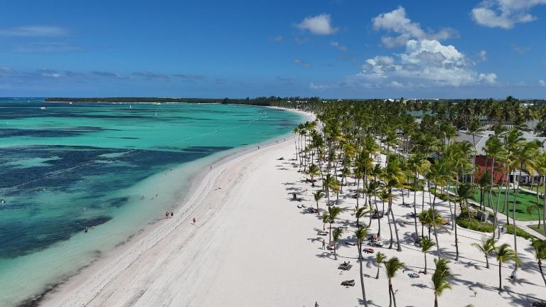 Spacious 2 Bedroom Apartment 3 Min Walk to Beach - B&B Punta Cana