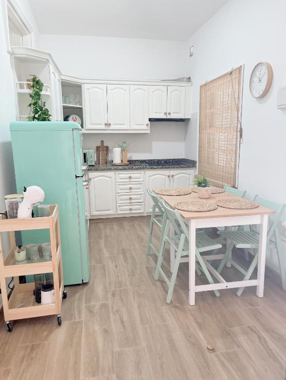 Abades South Beach Domi,air,wifi ,parking - B&B Abades