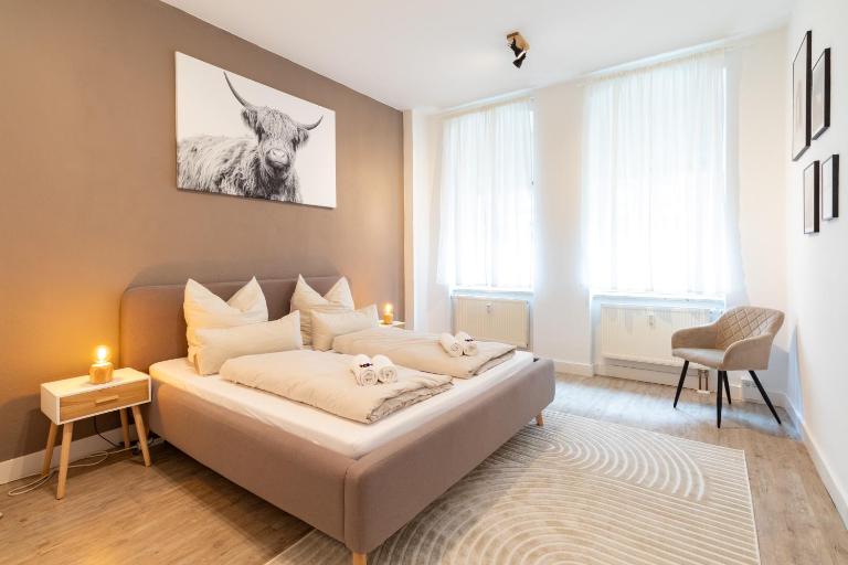 Exklusive Wohnung mit Kingsize-Bett I 75qm I am See I Waschmaschine I Streaming I gratis Kaffee & Teeangebot - Ferienwohnung Chemnitz