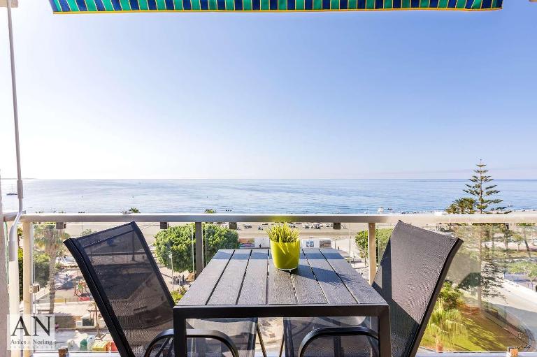 Sea View & Beach View Appartement Torre Del Mar - Ferienwohnung Torre del Mar