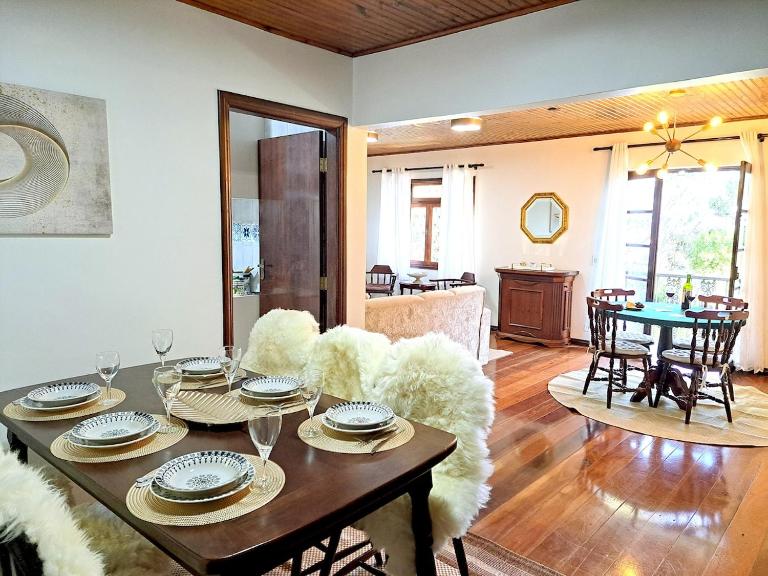 Charme nas montanhas com lareira - B&B Campos do Jordão