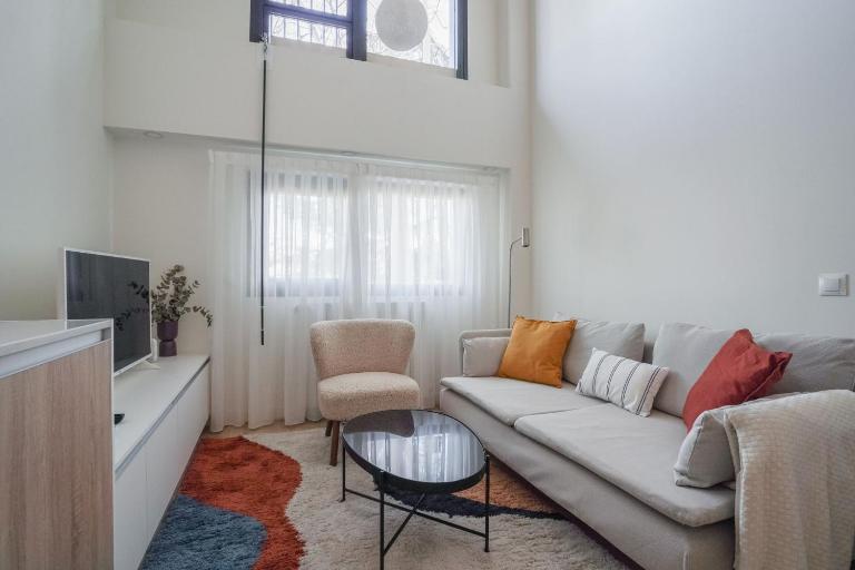 Modern duplex-2Bedrooms 2Bathrooms-Ventas - B&B Madrid