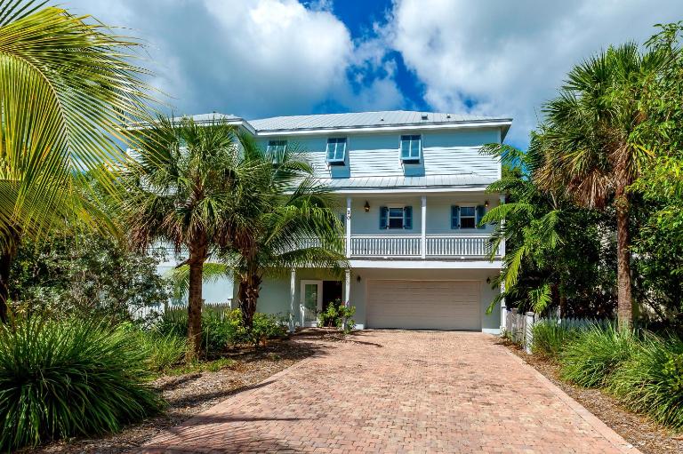 Coastal Comfort - Bed and Breakfast Key West