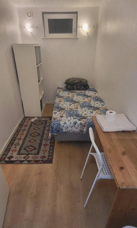 Small, Cosy Room for an Economic Short Stay - Ferienwohnung Helsingborg