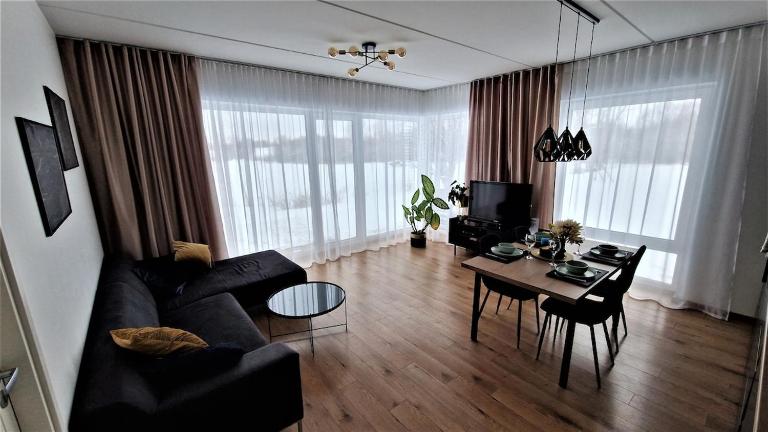 Spacious apartment next to National Museum - Chambres d'hôtes Raadi