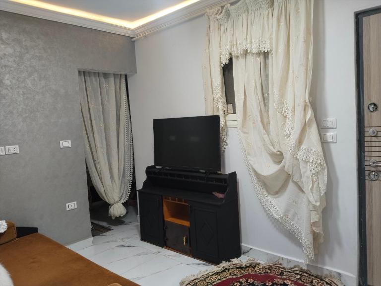 شقة في كمبوند أبراج الخليج-شارع البحر الأعظم - Bed and Breakfast Caïro