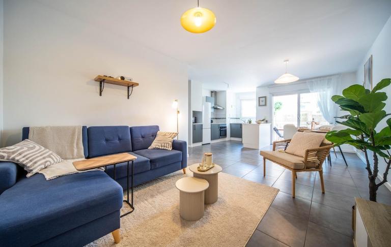 Royal Ciné Room 6 People Movie Night Netflix Fiber Free Parking - Ferienwohnung Mâcon