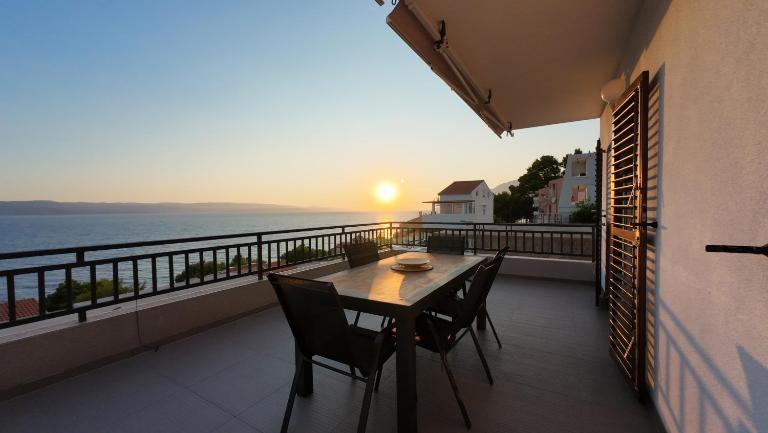 Apartments Valentina - B&B Brela