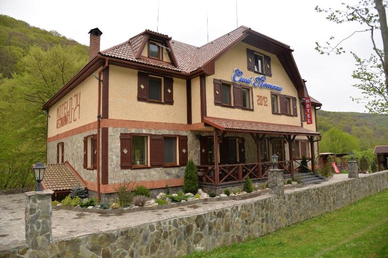 Syni Potoky - B&B Svaliava