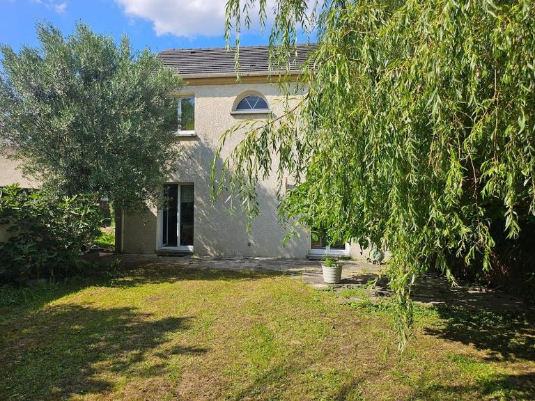 Charming house Paris Disney Stade de France - B&B Gagny