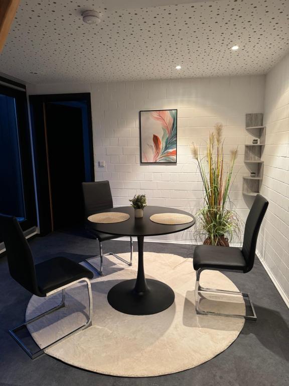 Hirschhausen - Wohnen im Grünen nahe Düsseldorf - B&B Kaarst