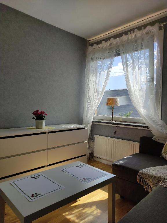 Cozy 20sqm Studio with Kitchen - Ferienwohnung Sundbyberg