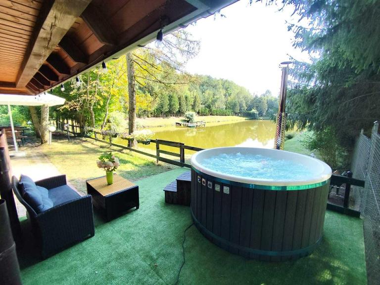 Domek Nad Stawami Baciki Średnie 73 - B&B Baciki Średnie