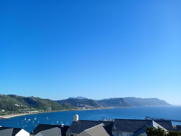 Tranquility in Simon's Town - B&B Cape Town