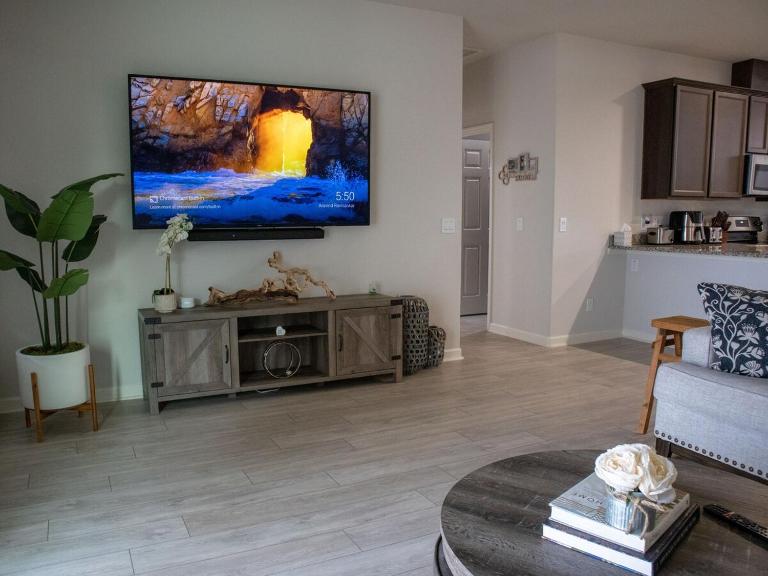 Modern Home in Palm Bay - Chambres d'hôtes Palm Bay
