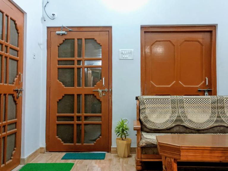 Shri Ramesht Paying Guest House, Ayodhya Dham, India - Ferienwohnung Ayodhya