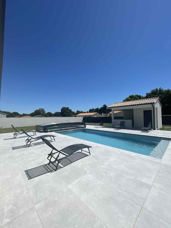 Villa Victoria entre Soulac et Montalivet - Ferienwohnung Grayan