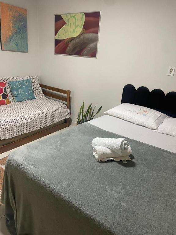 Aconchegante Kitnet na sede Aracruz 1 km do centro individual ótima logística lugar tranquilo - B&B Aracruz