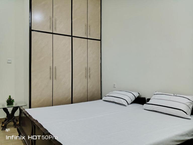 Street 7 Apartment - Bed and Breakfast Bahawalpur