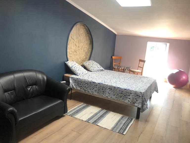 Grande Chambre d'hôtes - B&B Paulhan