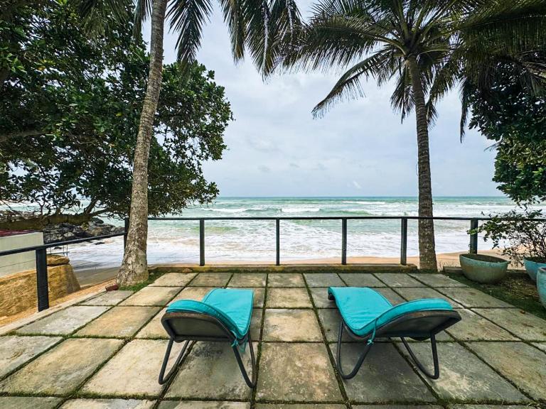 Marleys Beach House - B&B Talpe
