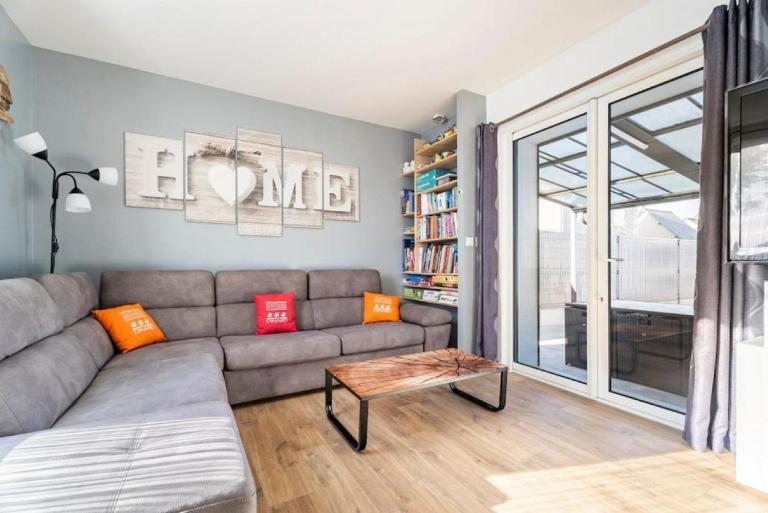 Charme breton bord de mer et parking gratuit privé - B&B Dinard