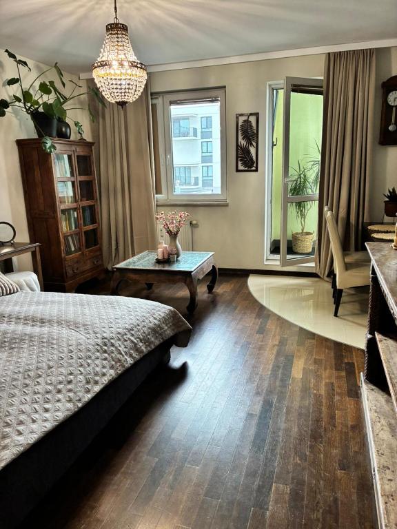Deluxe Apartament na wyłączność z darmowym parkingiem w garażu fv - Bed and Breakfast Warschau