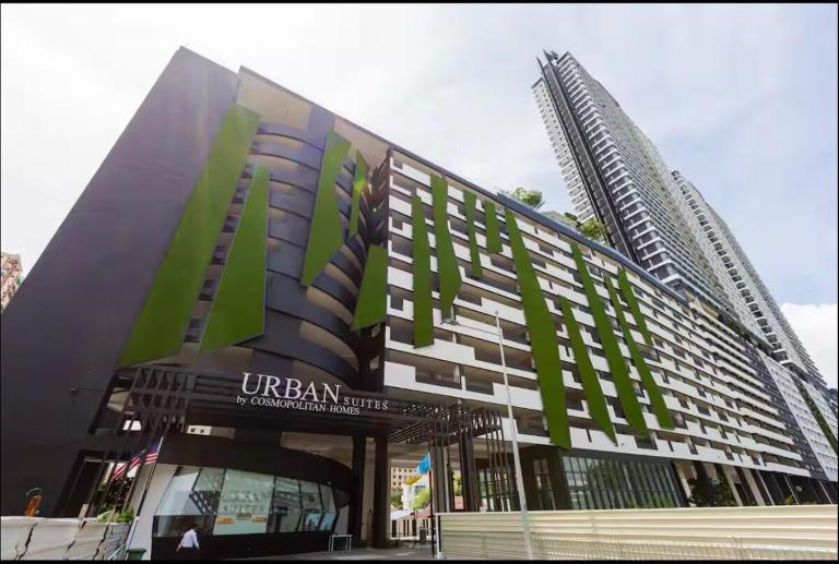 Wanderlust Retreat by Urban Suites - Bed and Breakfast George Town