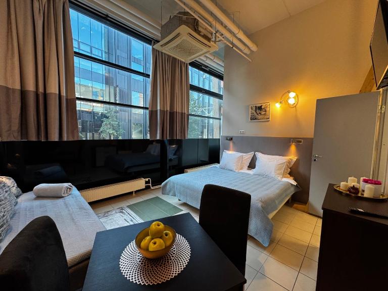 Harbor Walk & Historic City Flat - B&B Tallinn