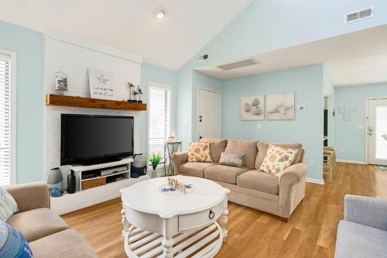 Perrin Place J - 3rd Row - Ocean Drive Section - Ferienwohnung Myrtle Beach