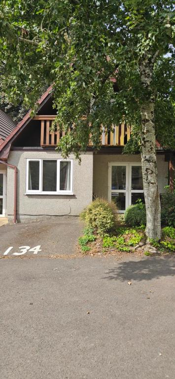 Family and dog-friendly holiday home - 134 Hengar Manor - Chambres d'hôtes Saint Tudy
