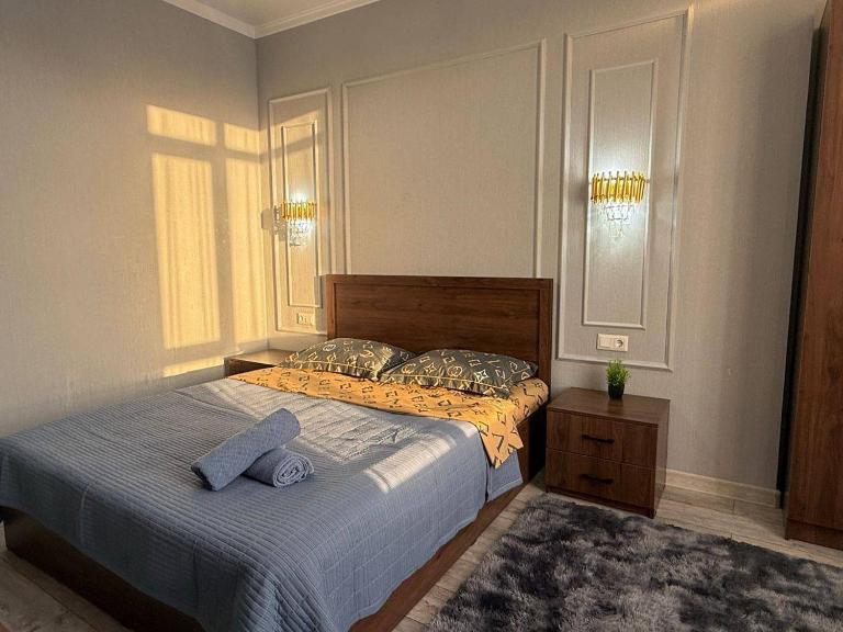 Spacious apartment in the city center - Chambres d'hôtes Bichkek