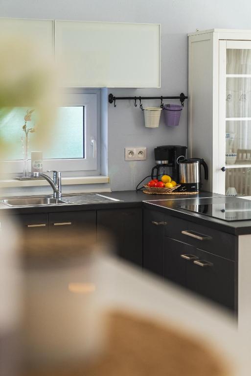 BNB Stupava Apartment with Garden and Parking - B&B Stupava