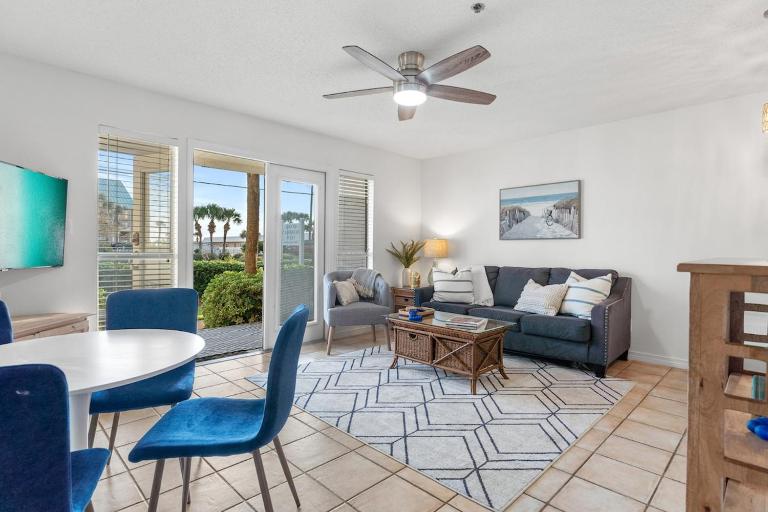 Royal Palm Crystal Beach, KingBed - Ferienwohnung Destin