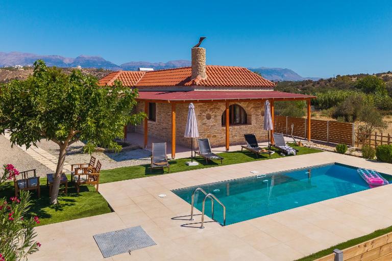 Villa eftichia - Chambres d'hôtes Pitsídia