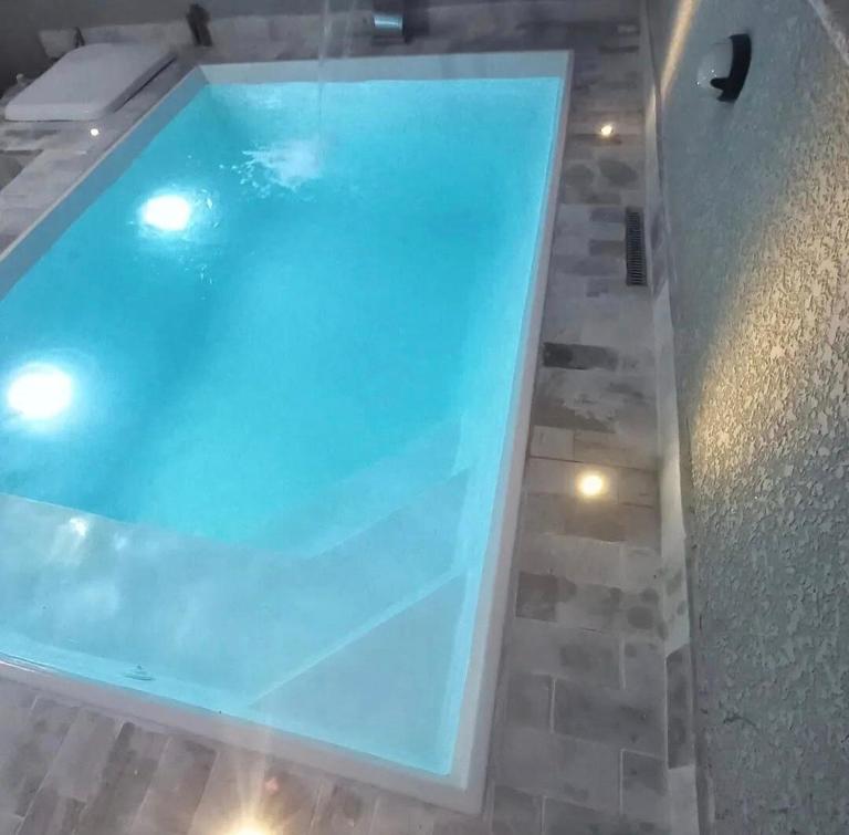 Casa com piscina! Descanso e Lazer - Bed and Breakfast Itapoá