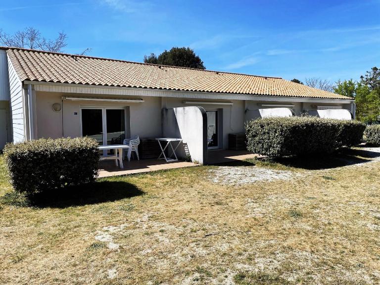 Apartment on Île d'Oléron near the Beach - Chambres d'hôtes Saint-Georges-d'Oléron