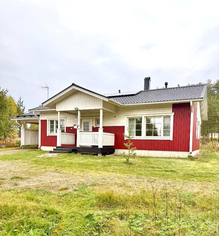 Polar Night Wooden House with Sauna - Ferienwohnung Sodankylä