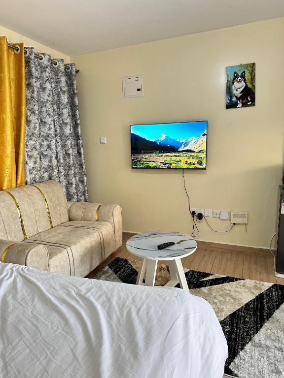 Qara Homes - B&B Juja