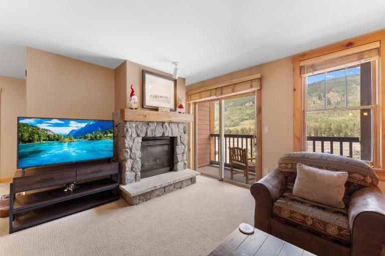 Buffalo Lodge #8391 - Bed and Breakfast Keystone