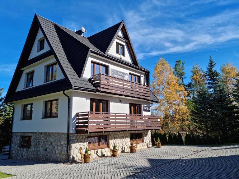 GOŚCINIEC SKORUSA cała willa na wyłączność - B&B Kościelisko