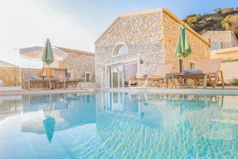 D & G Private Villas - Bed and Breakfast Agios Geórgios Págon