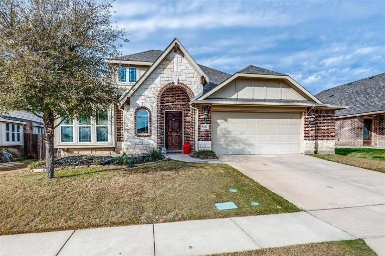 Cozy 4 bedroom home with Greenbelt views in Oak Point - B&B Oak Point