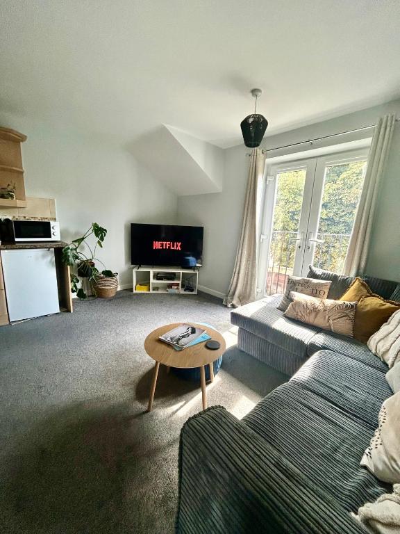 Modern 2Bed Netflix & Free Parking Telford Gem - Chambres d'hôtes Dawley