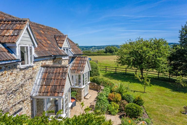 Valley Farm Holiday Cottages - B&B Axminster
