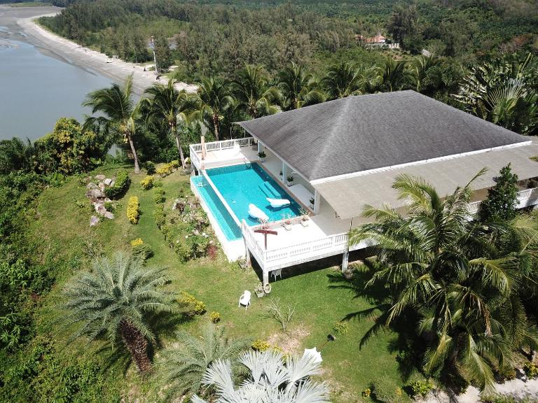 The Sunny Hill Pool Villa 240 - B&B Sikao