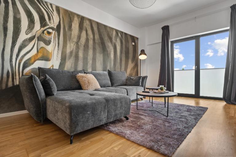 Designer Flat North & Parking - B&B Voluntari